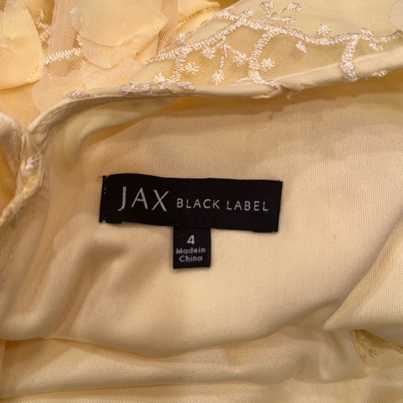 Yellow Jax Black Label Dress size 4 - Picture 5 of 6